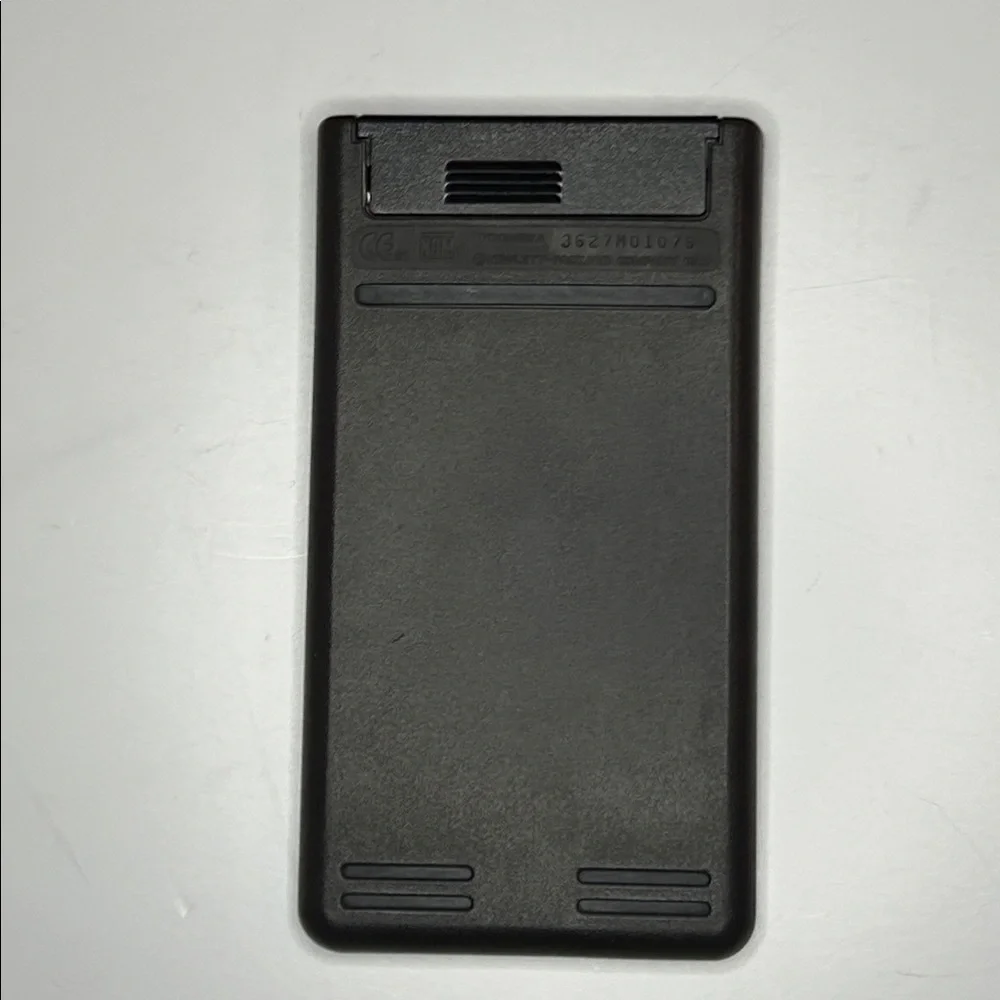 HP‎ 10B Business Calculator with case. Vintage early 90s.